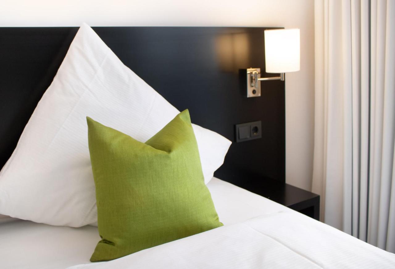 Ru Hotel By Wmm Hotels Rudolstadt Buitenkant foto